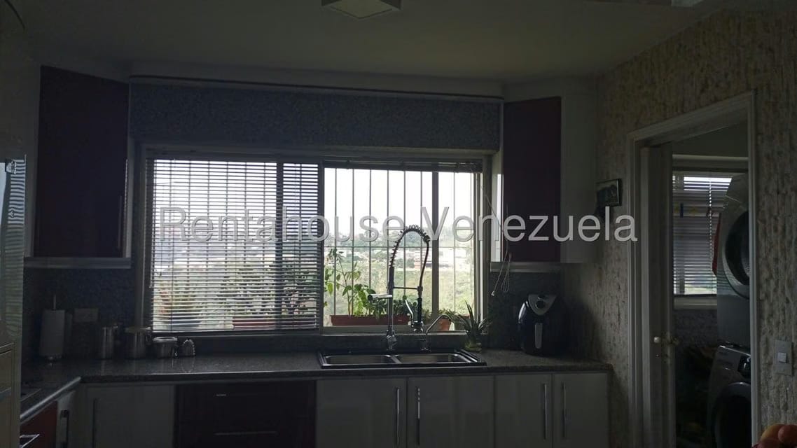 Apartamento (1 Nivel) en Venta en Miranda, Distrito Metropolitano - 32