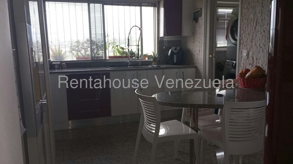 Apartamento (1 Nivel) en Venta en Miranda, Distrito Metropolitano - 33