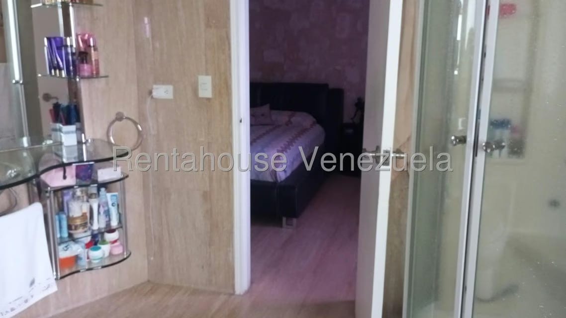 Apartamento (1 Nivel) en Venta en Miranda, Distrito Metropolitano - 39