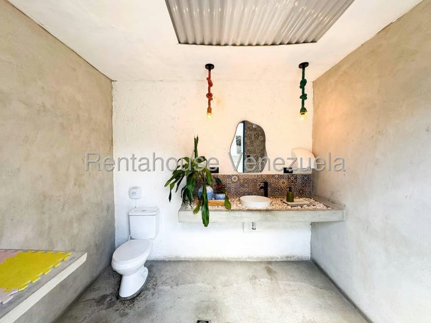 Comercial (Local Comercial) en Alquiler en La Castellana, Distrito Metropolitano - 13