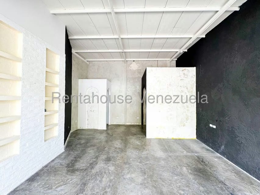 Comercial (Local Comercial) en Alquiler en La Castellana, Distrito Metropolitano - 3