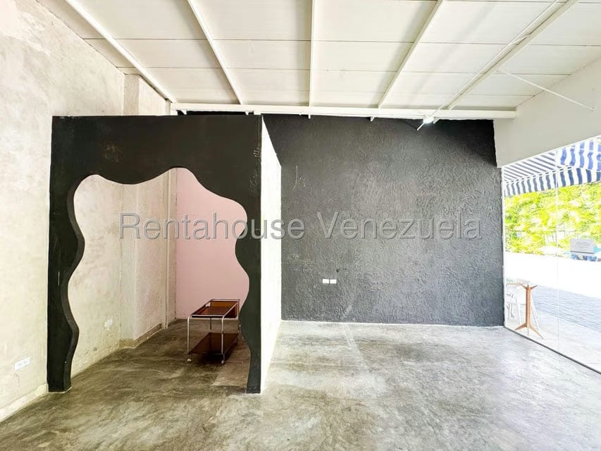 Comercial (Local Comercial) en Alquiler en La Castellana, Distrito Metropolitano - 6