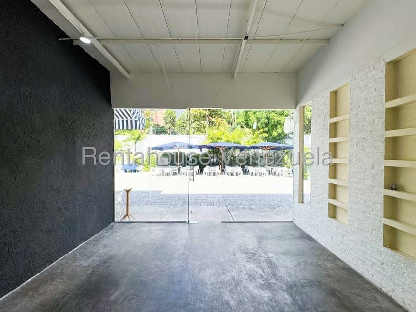 Comercial (Local Comercial) en Alquiler en La Castellana, Distrito Metropolitano - 8