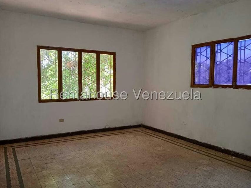 Casa (1 Nivel) en Alquiler en Paraiso, Zulia - 12