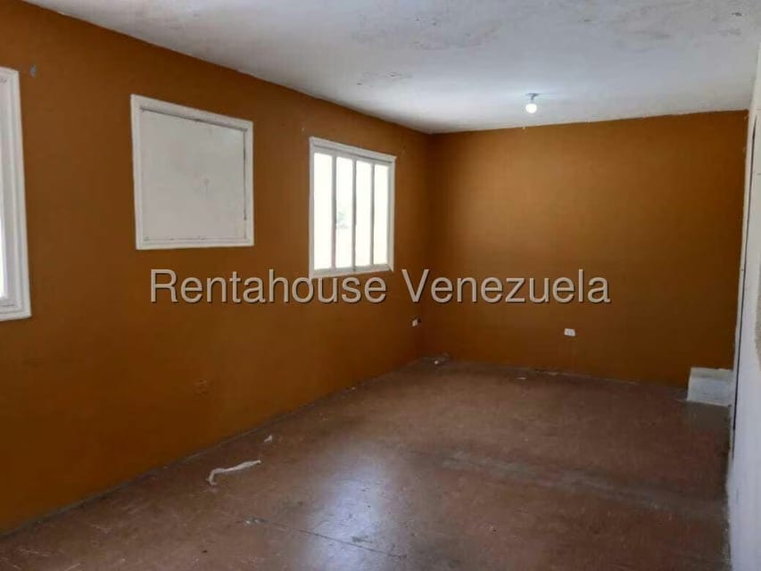 Casa (1 Nivel) en Alquiler en Paraiso, Zulia - 24