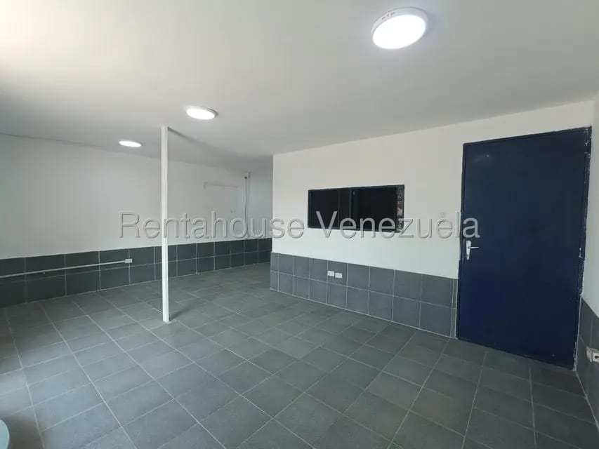 Comercial (Galpon - Deposito) en Alquiler en Parque Industrial Castillito, Carabobo - 2