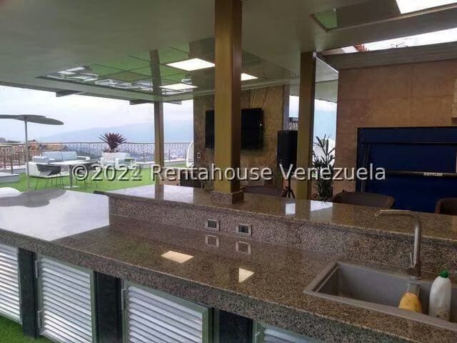 Apartamento (Penthouse) en Venta en Los Naranjos del Cafetal, Distrito Metropolitano - 32