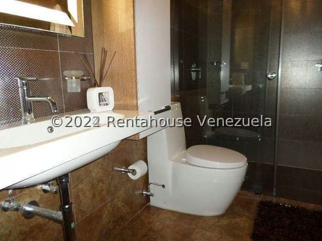 Apartamento (Penthouse) en Venta en Los Naranjos del Cafetal, Distrito Metropolitano - 40