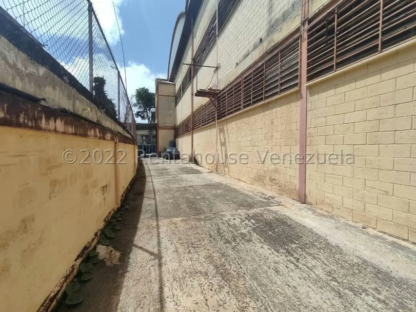 Comercial (Galpon - Deposito) en Venta en Las Minas, Miranda - 68