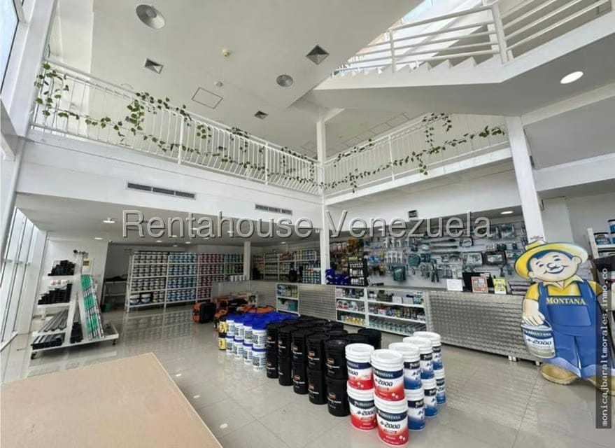 Comercial (Local Comercial) en Venta en Ciudad Balneario Higuerote, Miranda - 2