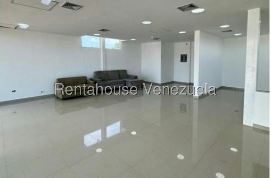 Comercial (Local Comercial) en Venta en Ciudad Balneario Higuerote, Miranda - 9