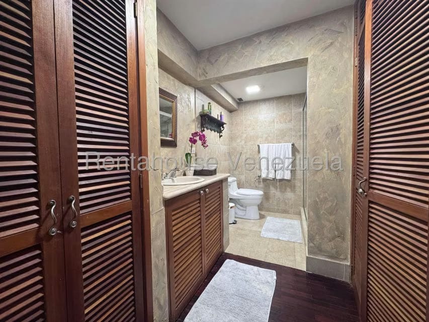 Apartamento (1 Nivel) en Venta en La Tahona, Distrito Metropolitano - 24