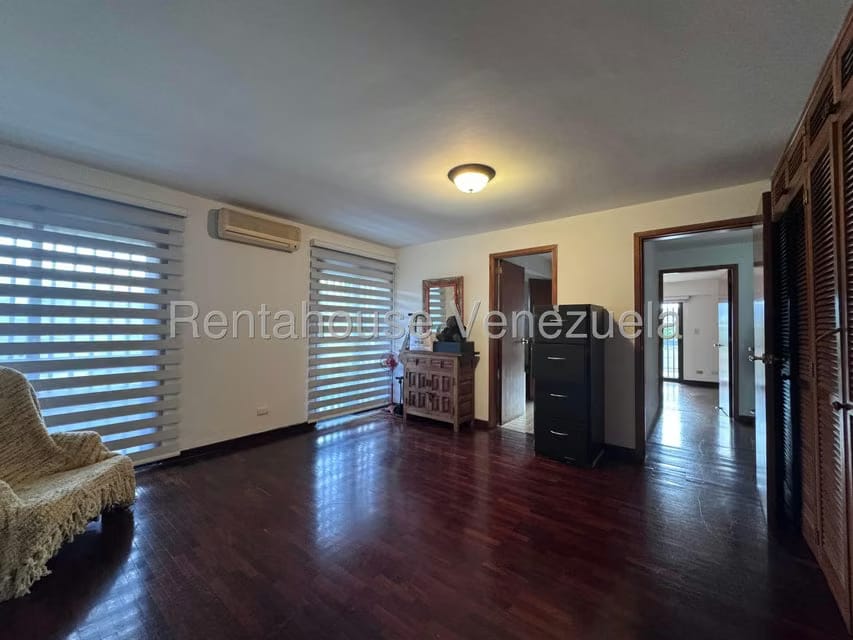 Apartamento (1 Nivel) en Venta en La Tahona, Distrito Metropolitano - 26