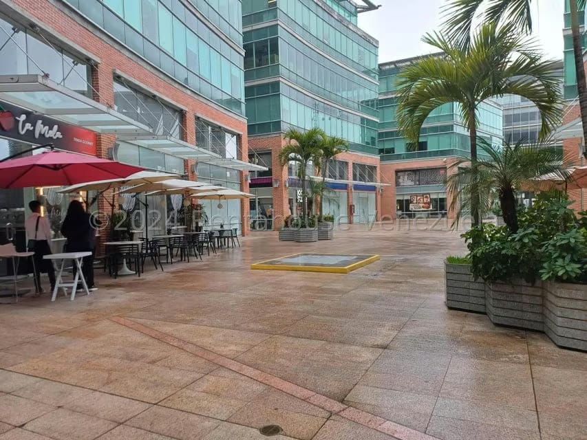 Comercial (Local Comercial) en Alquiler en Boleita Norte, Distrito Metropolitano - 2