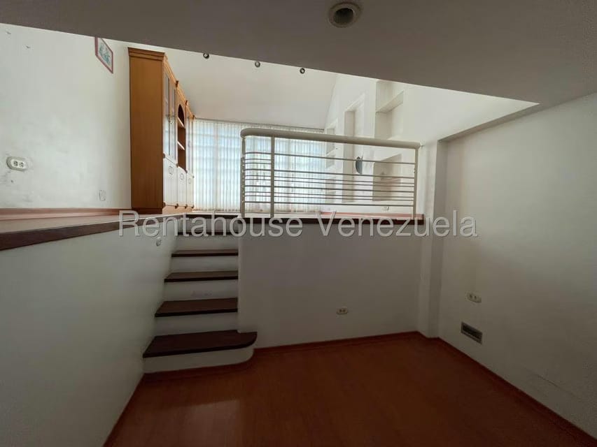 Casa (Multipes Niveles) en Venta en San Bernardino, Distrito Metropolitano - 12