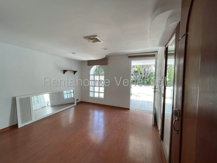 Casa (Multipes Niveles) en Venta en San Bernardino, Distrito Metropolitano - 15