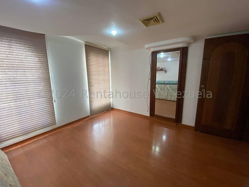 Casa (Multipes Niveles) en Venta en San Bernardino, Distrito Metropolitano - 16