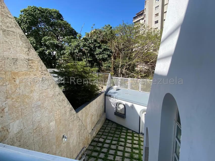 Casa (Multipes Niveles) en Venta en San Bernardino, Distrito Metropolitano - 26