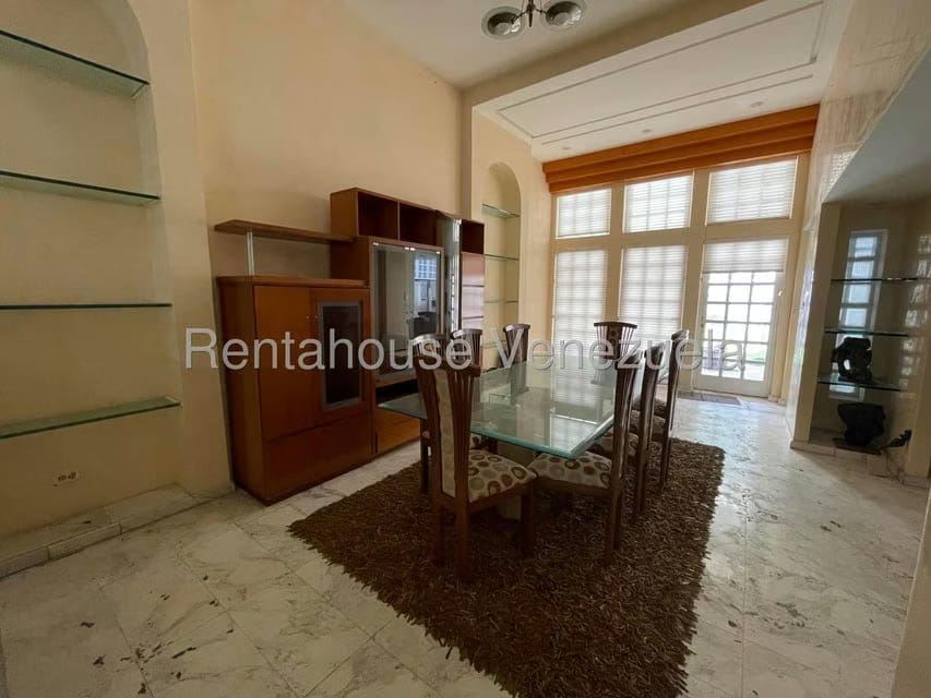 Casa (Multipes Niveles) en Venta en San Bernardino, Distrito Metropolitano - 4