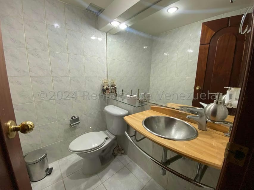 Casa (Multipes Niveles) en Venta en San Bernardino, Distrito Metropolitano - 6