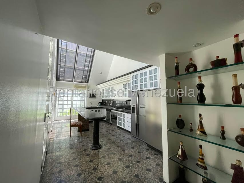 Casa (Multipes Niveles) en Venta en San Bernardino, Distrito Metropolitano - 8