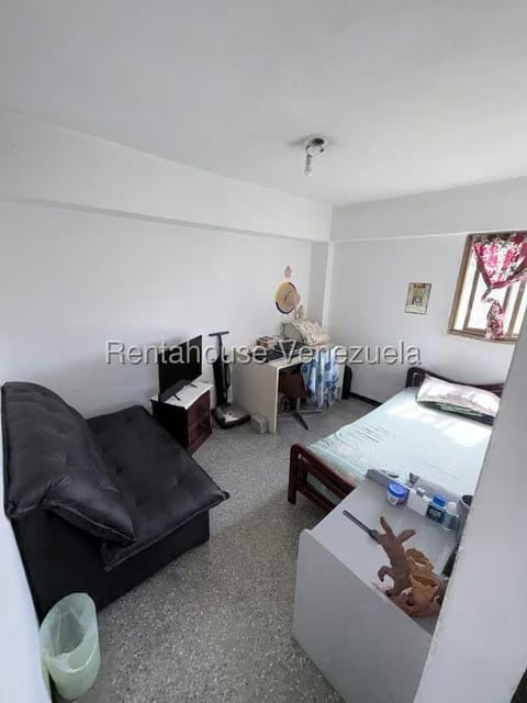 Apartamento (1 Nivel) en Venta en Caricuao, Distrito Metropolitano - 18