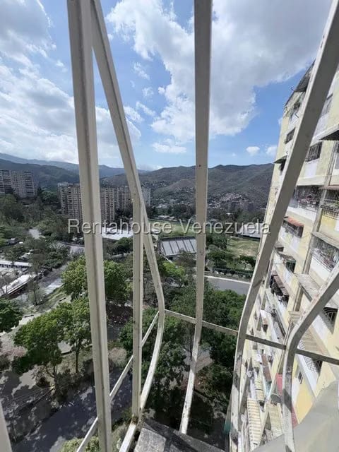 Apartamento (1 Nivel) en Venta en Caricuao, Distrito Metropolitano - 21