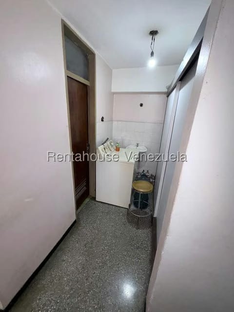 Apartamento (1 Nivel) en Venta en Caricuao, Distrito Metropolitano - 27