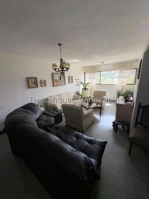 Apartamento (1 Nivel) en Venta en Caricuao, Distrito Metropolitano - 6