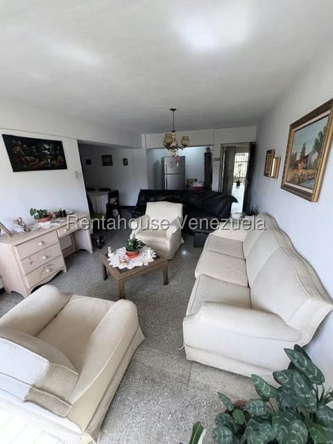 Apartamento (1 Nivel) en Venta en Caricuao, Distrito Metropolitano - 8