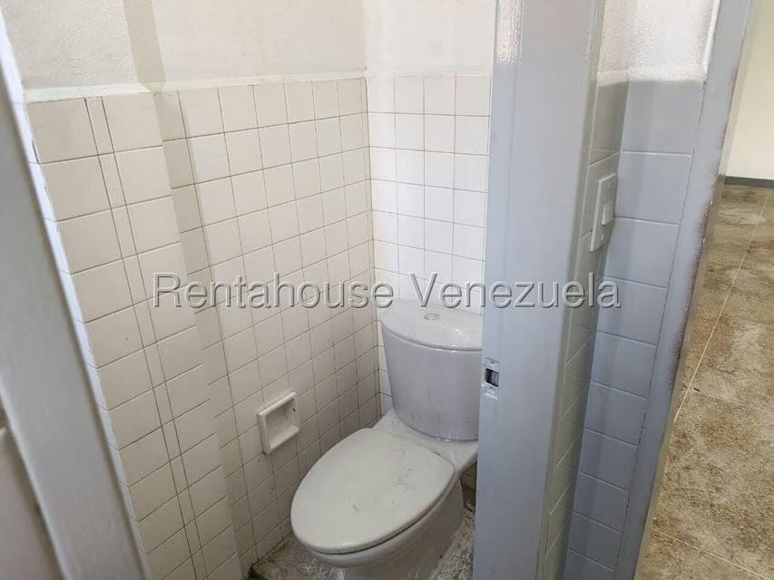 Comercial (Local Comercial) en Alquiler en Boleita Norte, Distrito Metropolitano - 12