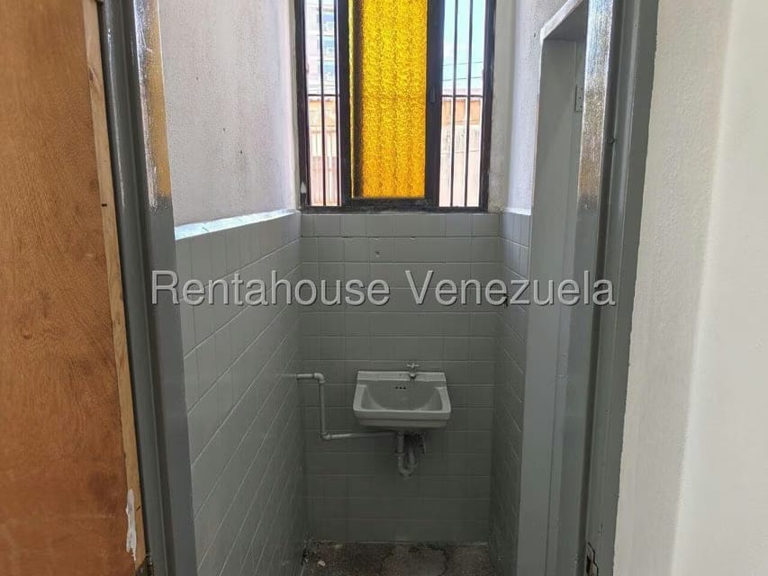Comercial (Local Comercial) en Alquiler en Boleita Norte, Distrito Metropolitano - 13