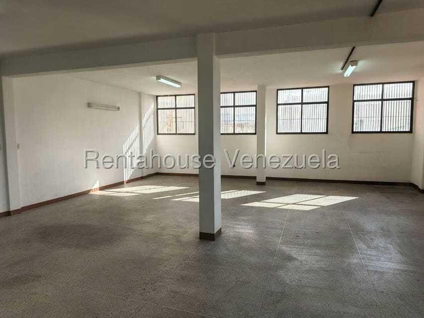 Comercial (Local Comercial) en Alquiler en Boleita Norte, Distrito Metropolitano - 10