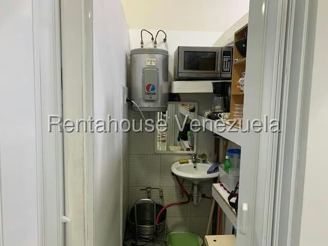Comercial (Local Comercial) en Venta en Manzanares, Distrito Metropolitano - 9