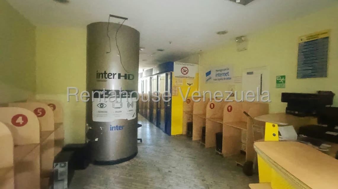 Comercial (Local Comercial) en Alquiler en El Rosal, Distrito Metropolitano - 6