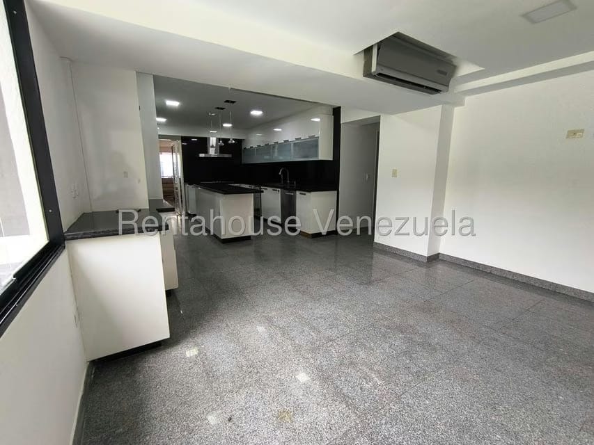 Apartamento (Duplex) en Venta en Lomas de La Lagunita, Distrito Metropolitano - 12