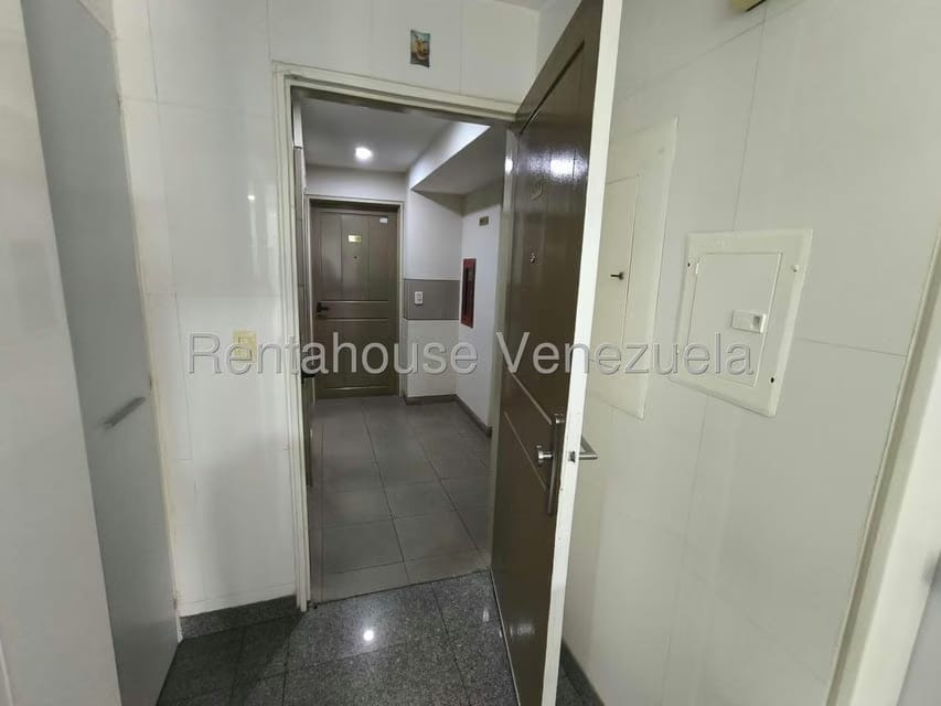 Apartamento (Duplex) en Venta en Lomas de La Lagunita, Distrito Metropolitano - 18