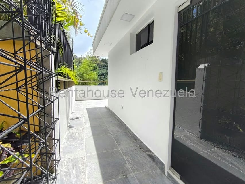 Apartamento (Duplex) en Venta en Lomas de La Lagunita, Distrito Metropolitano - 49