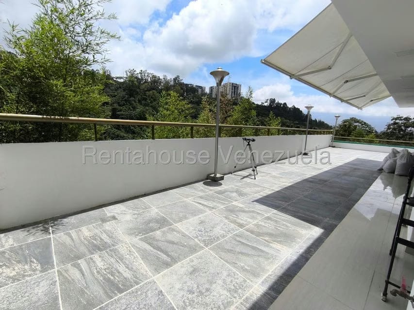 Apartamento (Duplex) en Venta en Lomas de La Lagunita, Distrito Metropolitano - 50