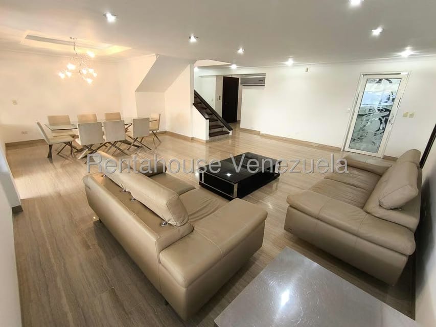 Apartamento (Duplex) en Venta en Lomas de La Lagunita, Distrito Metropolitano - 7
