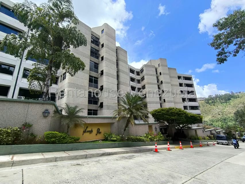 Apartamento (Duplex) en Venta en Lomas de La Lagunita, Distrito Metropolitano - 70