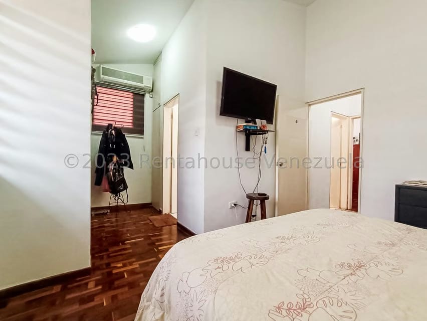 Casa (1 Nivel) en Venta en Pan de Azucar, Miranda - 29