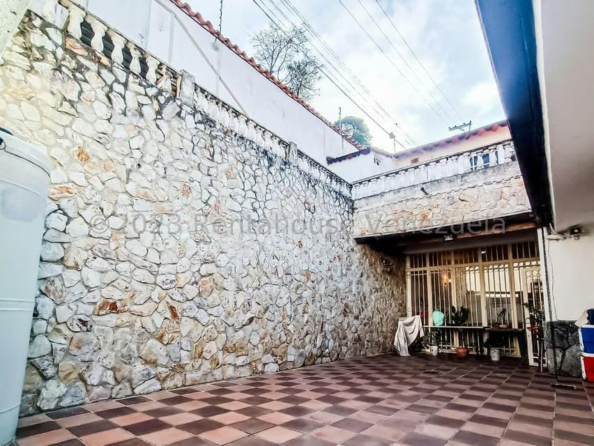 Casa (1 Nivel) en Venta en Pan de Azucar, Miranda - 37