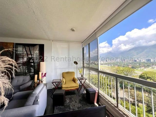 APARTAMENTO EN VENTA – ELENA MARIN NOBREGA