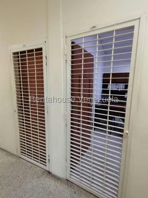 Comercial (Oficina) en Venta en Centro, Lara - 13