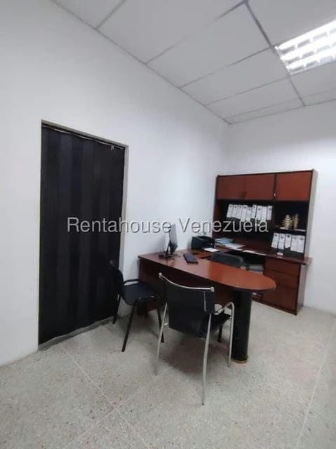 Comercial (Oficina) en Venta en Centro, Lara - 3