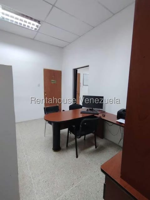 Comercial (Oficina) en Venta en Centro, Lara - 4