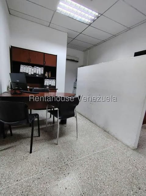 Comercial (Oficina) en Venta en Centro, Lara - 5