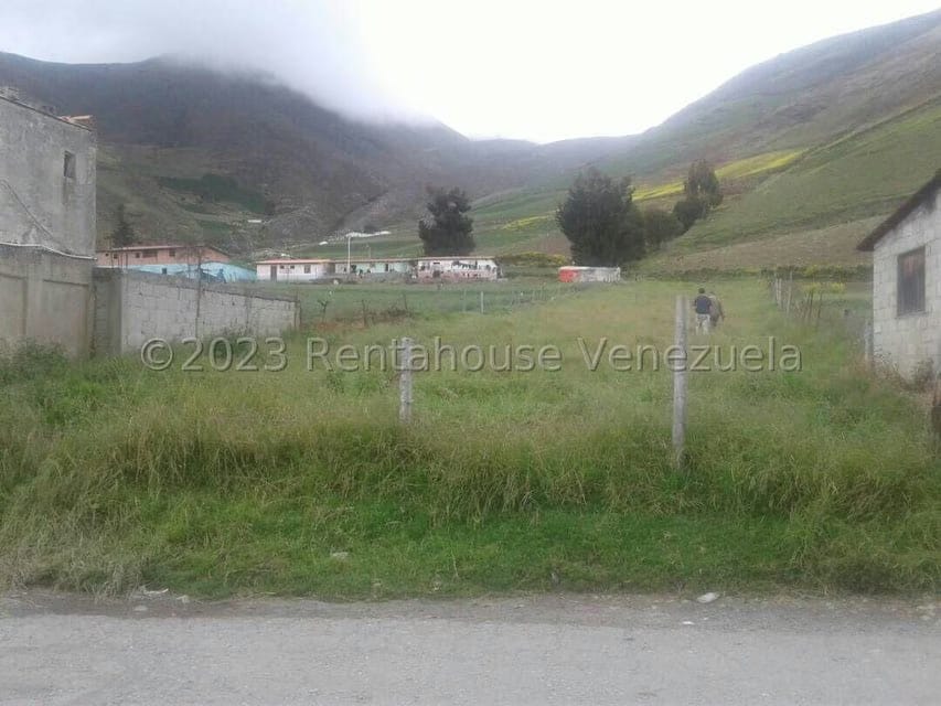 Terreno (Comercial) en Venta en Mucuchies, Merida - 2