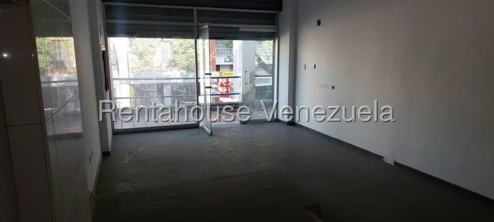 Comercial (Local Comercial) en Alquiler en Quinta Crespo, Distrito Metropolitano - 11